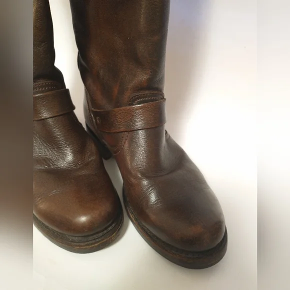 Frye Victoria Boots 7.5